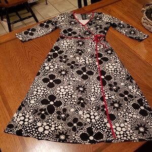 Size 16 girls 6 women dress black white and red